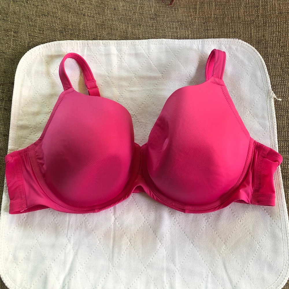 Cacique Pink, Underwire, Molded Cup Size 46C NWOT